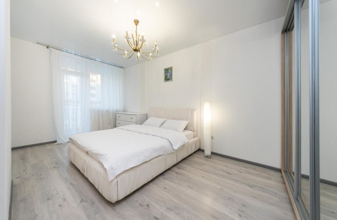 Апартаменты FlatRent Drahomanova 2a Киев-6