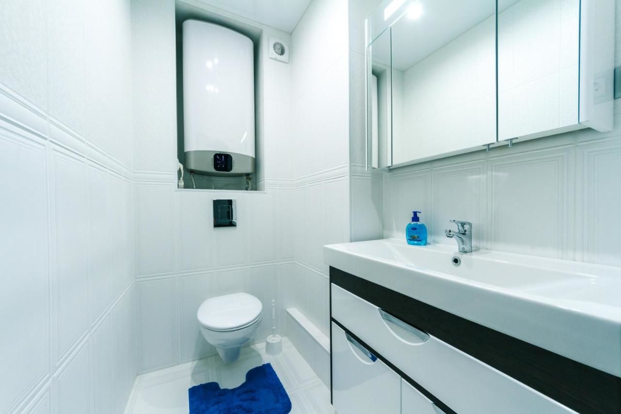 Апартаменты FlatRent Drahomanova 2a Киев-40