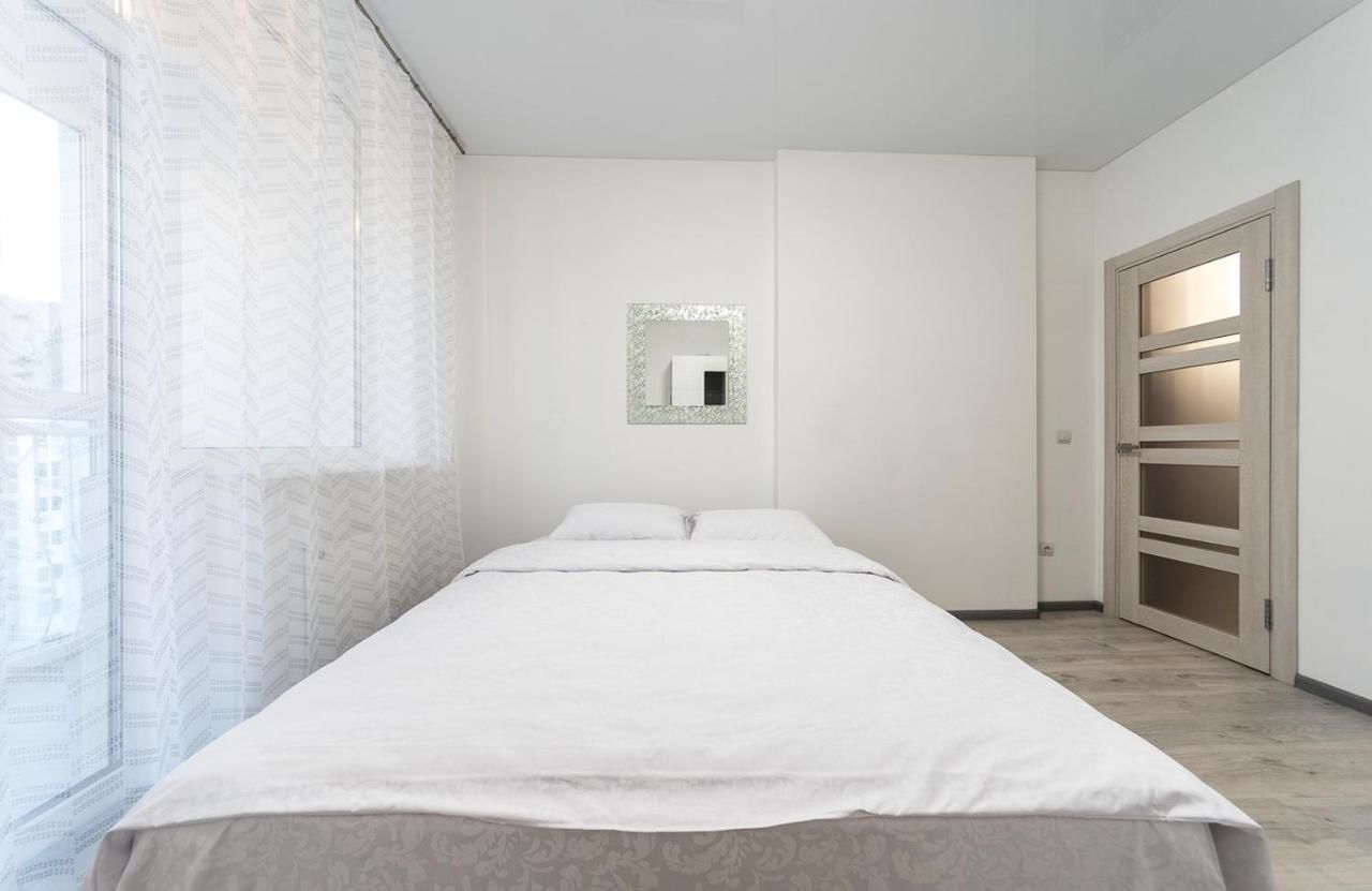 Апартаменты FlatRent Drahomanova 2a Киев-8
