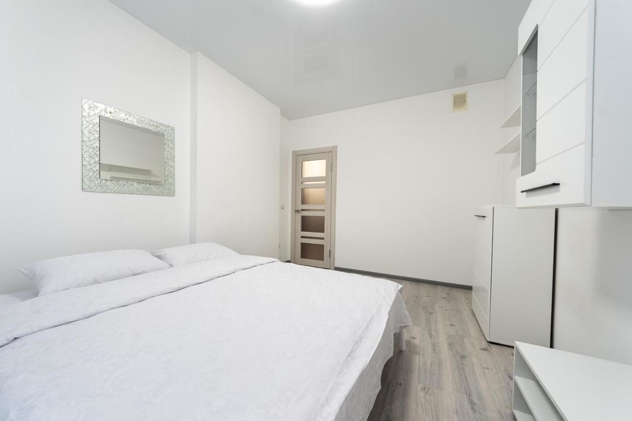 Апартаменты FlatRent Drahomanova 2a Киев-9