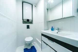 Апартаменты FlatRent Drahomanova 2a Киев Апартаменты с 2 спальнями-6
