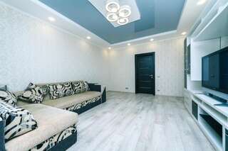 Апартаменты FlatRent Drahomanova 2a Киев Апартаменты с 2 спальнями-10