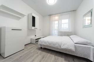 Апартаменты FlatRent Drahomanova 2a Киев Апартаменты с 2 спальнями-7