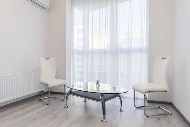 Апартаменты FlatRent Drahomanova 2a Киев-15