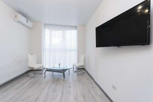 Апартаменты FlatRent Drahomanova 2a Киев-16