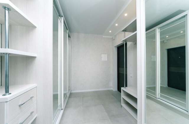 Апартаменты FlatRent Drahomanova 2a Киев-28