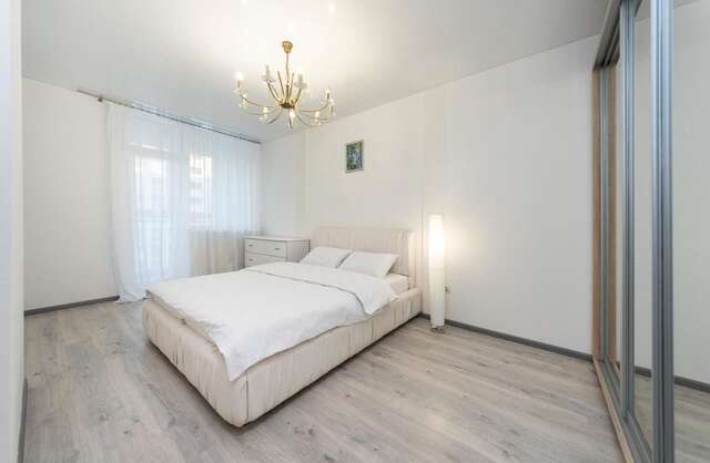 Апартаменты FlatRent Drahomanova 2a Киев-5