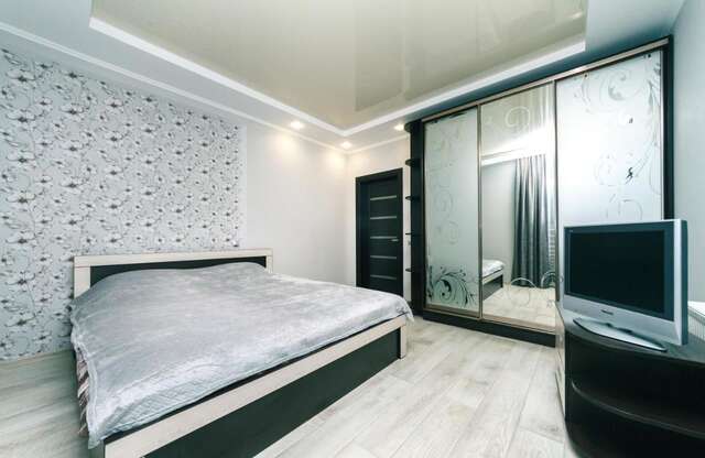 Апартаменты FlatRent Drahomanova 2a Киев-37