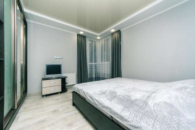 Апартаменты FlatRent Drahomanova 2a Киев-38