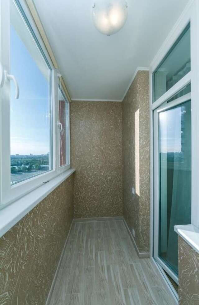 Апартаменты FlatRent Drahomanova 2a Киев-50