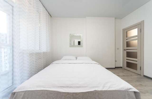Апартаменты FlatRent Drahomanova 2a Киев-7
