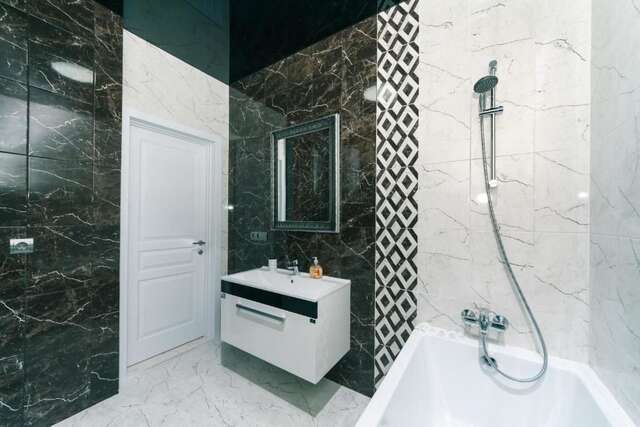 Апартаменты FlatRent Drahomanova 2a Киев-80